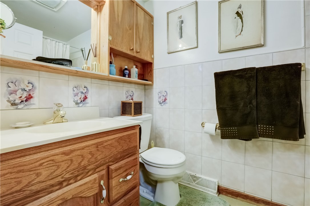 88 Callingham Road Pittsford, NY 14534 - Photo 25 of 47