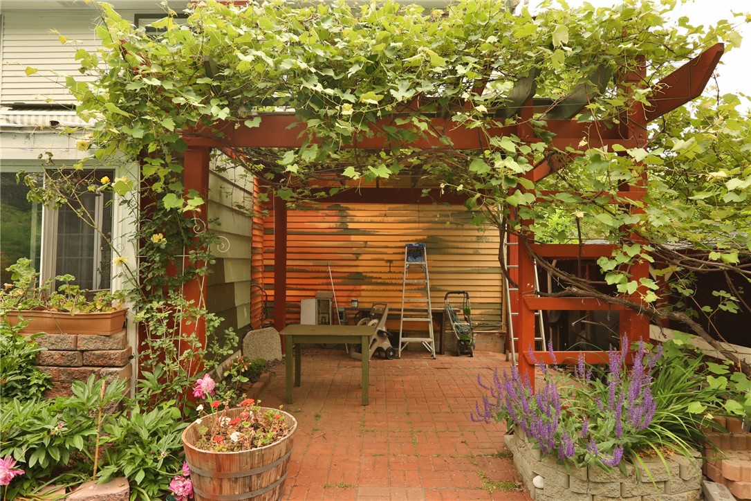 88 Callingham Road Pittsford, NY 14534 - Photo 39 of 47