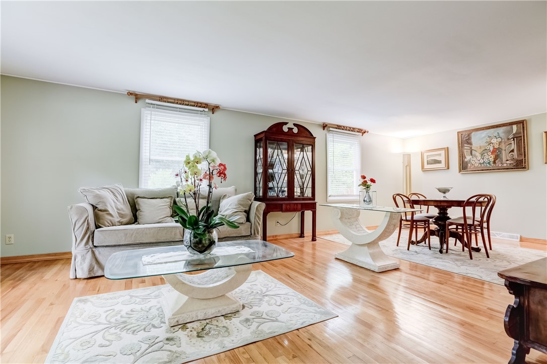 88 Callingham Road Pittsford, NY 14534 - Photo 7 of 47