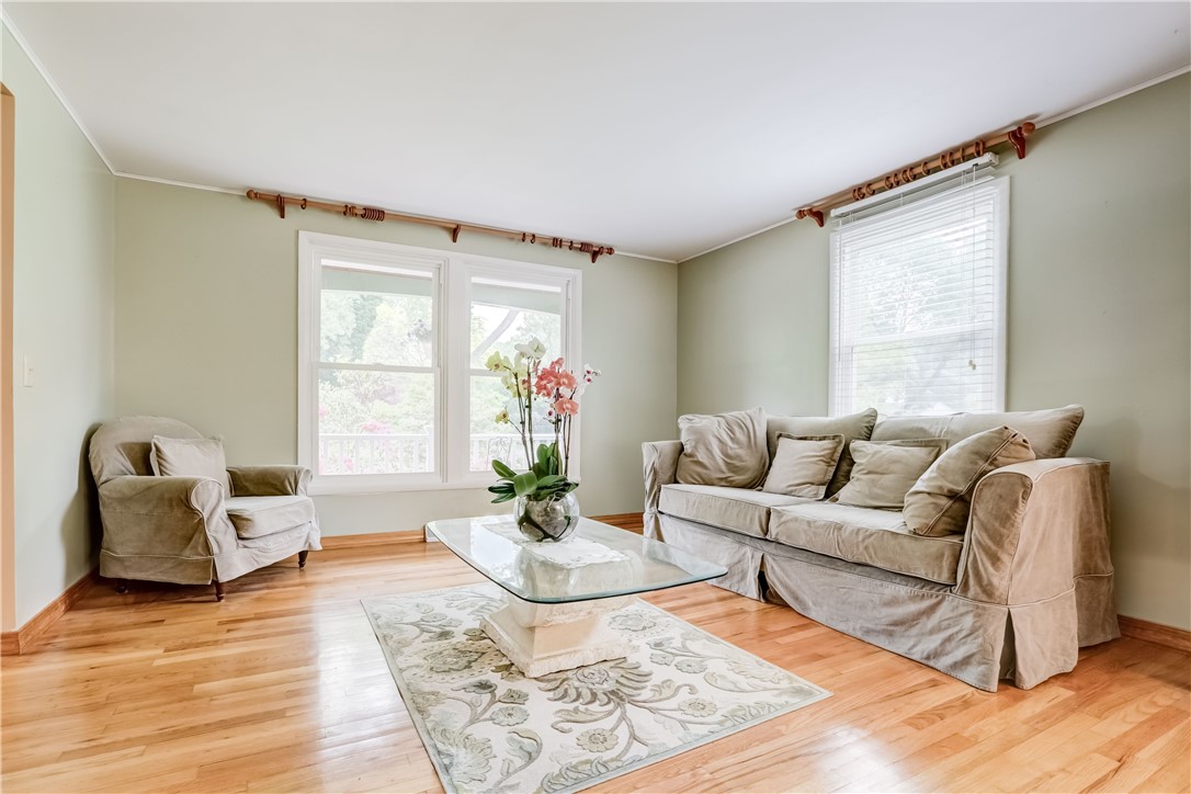 88 Callingham Road Pittsford, NY 14534 - Photo 8 of 47