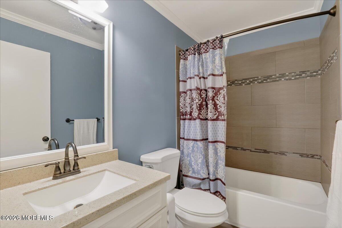 380 Schanck Road Freehold, NJ 07728 - Photo 20 of 42 26-Bathroom