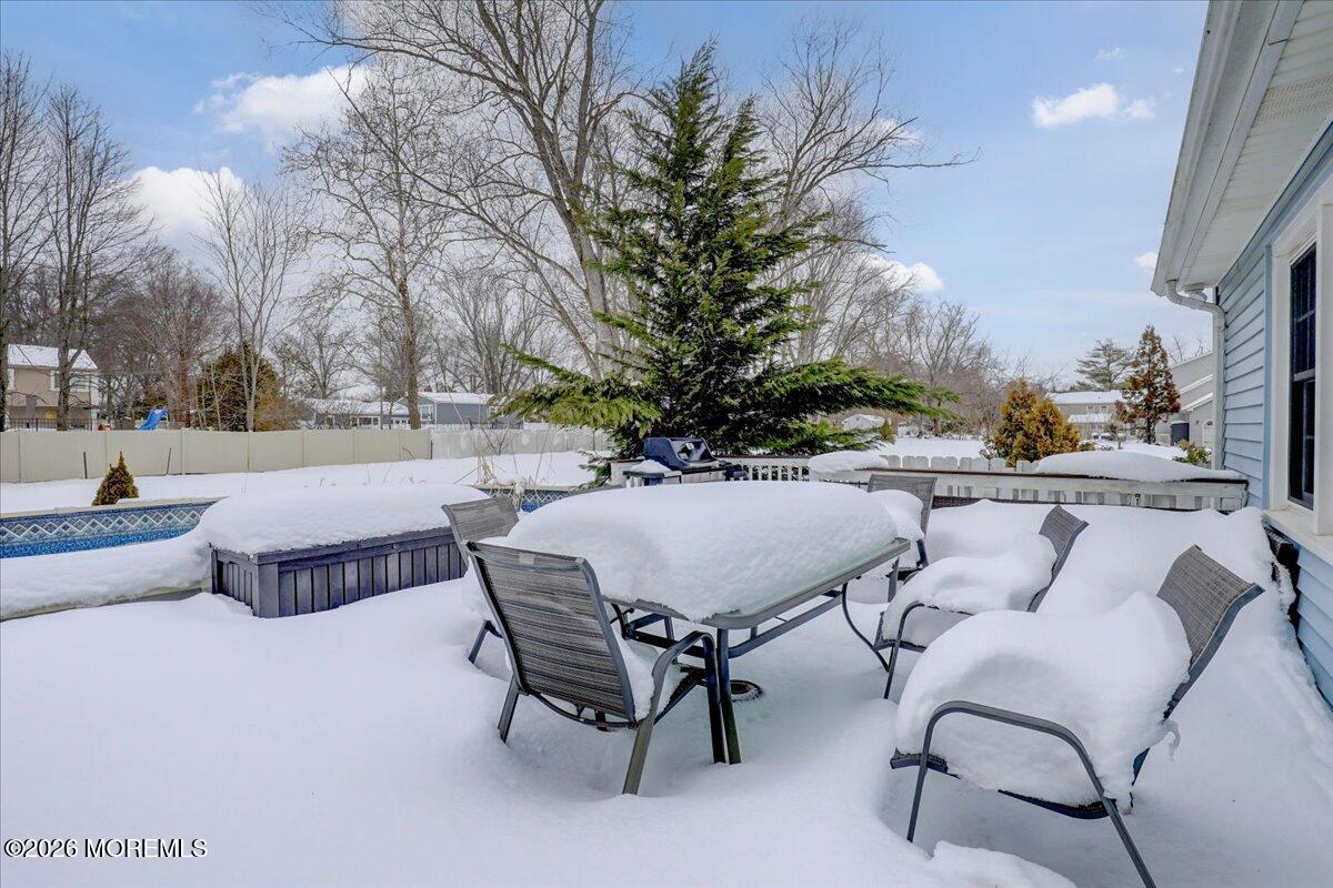 380 Schanck Road Freehold, NJ 07728 - Photo 34 of 42 37-Deck