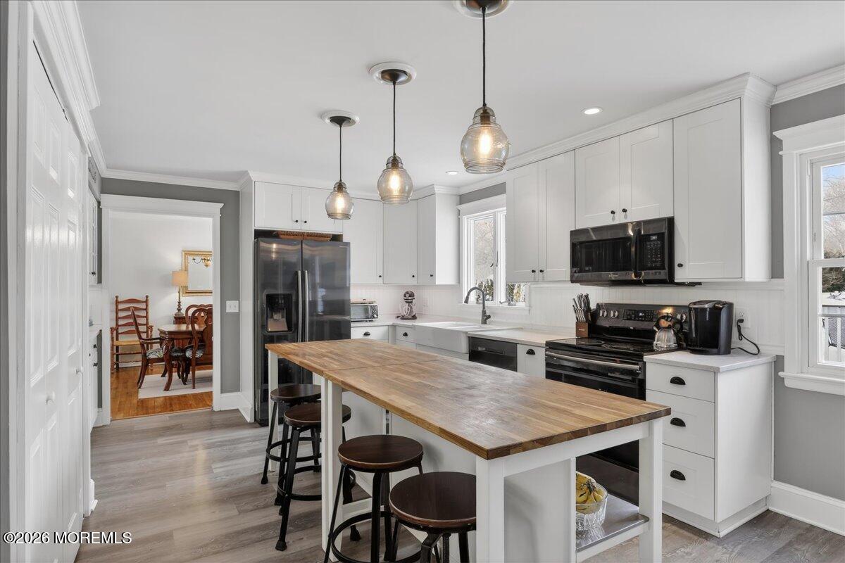 380 Schanck Road Freehold, NJ 07728 - Photo 9 of 42 13-Kitchen