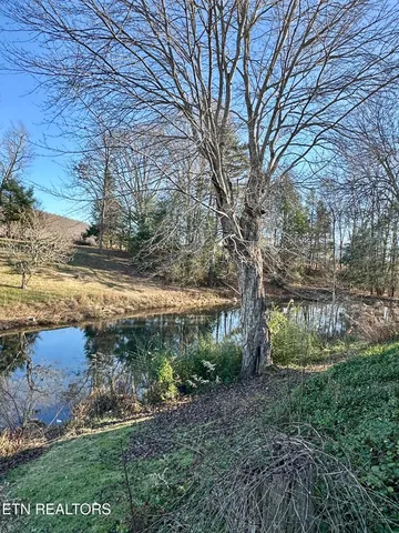 $142,500 | 1500 Coalhill Road, Sunbright, TN 37872