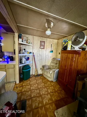 $142,500 | 1500 Coalhill Road, Sunbright, TN 37872