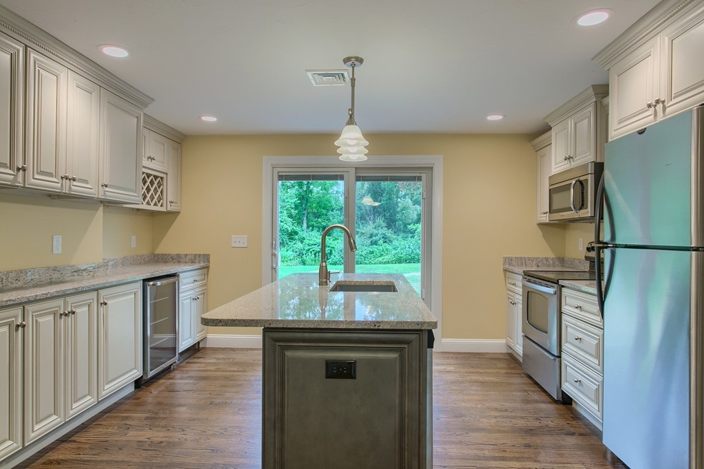 49 Long Hill Road Groton, MA 01450 - Photo 6 of 30 Gallery Image 6