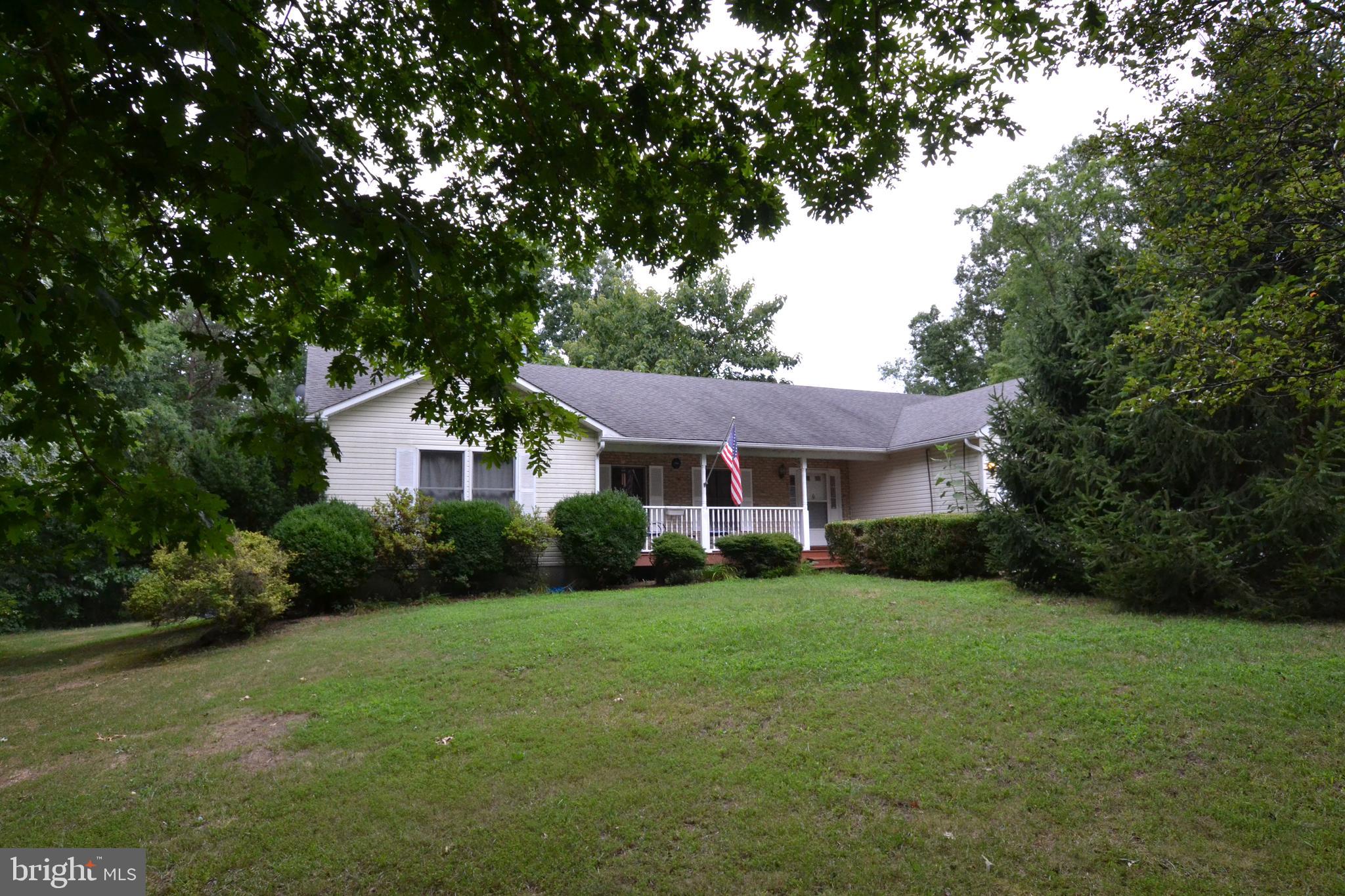 852 Chantilly Lane Inwood, WV 25428 - Photo 2 of 25