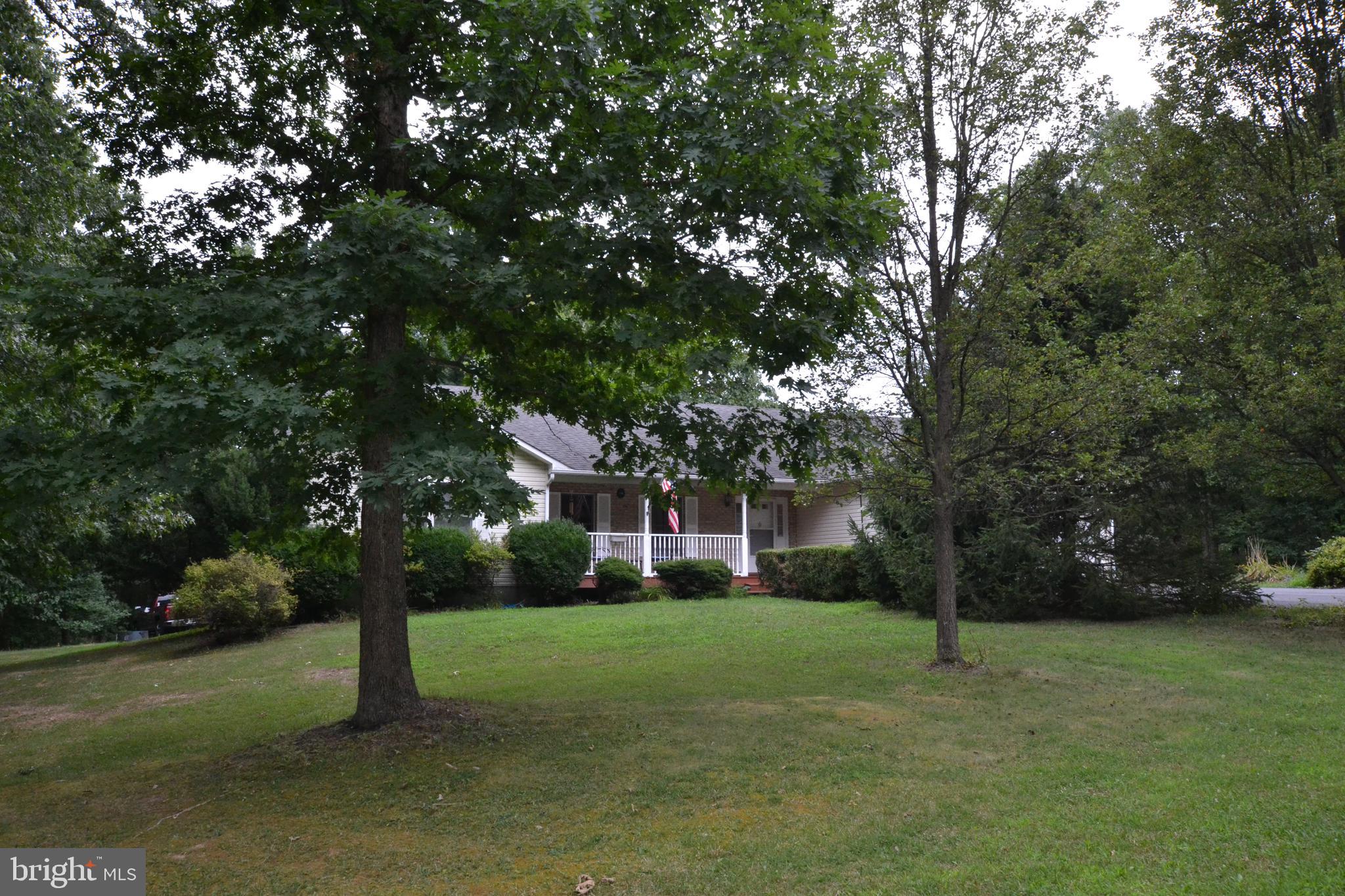852 Chantilly Lane Inwood, WV 25428 - Photo 3 of 25