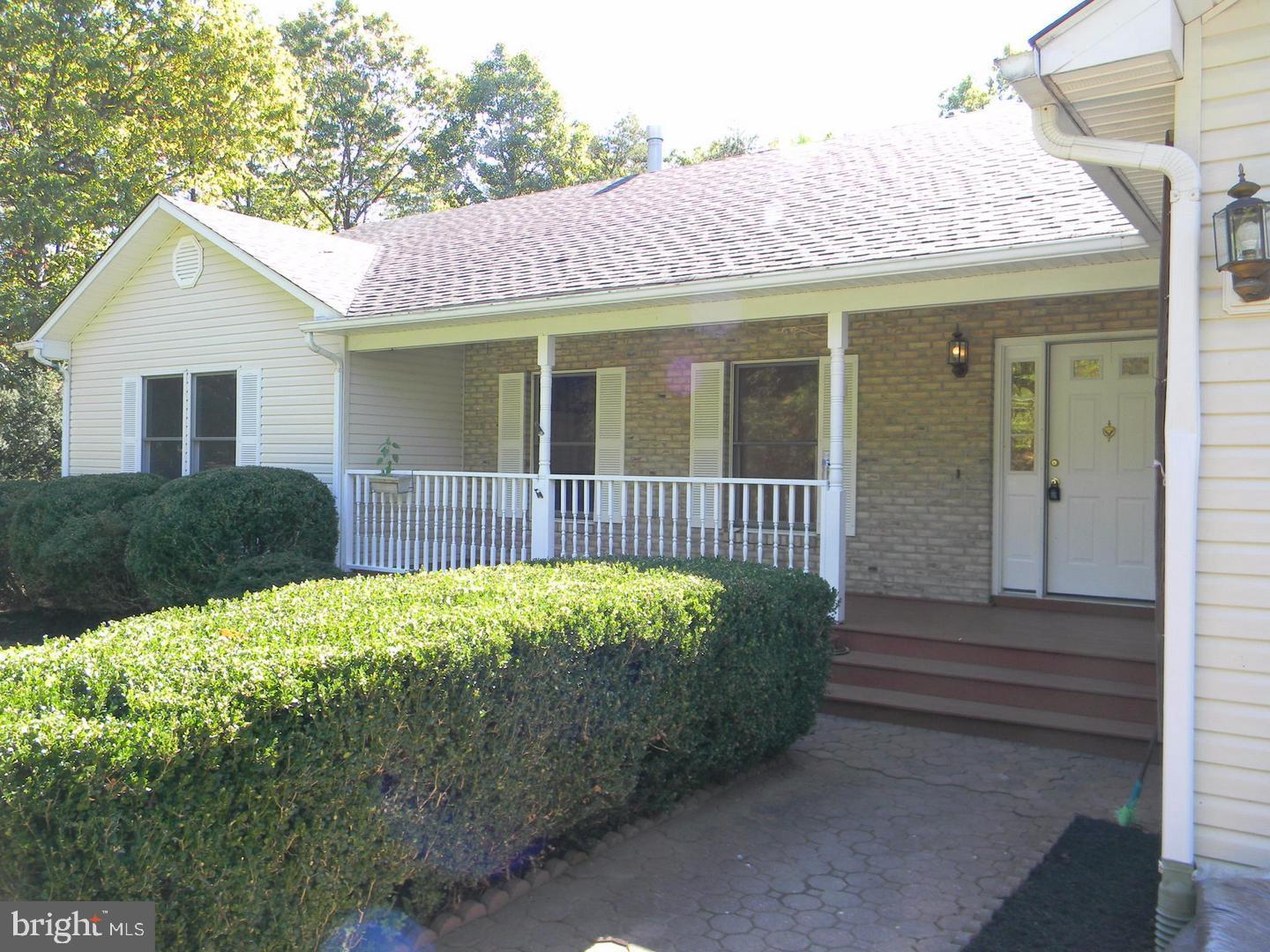 852 Chantilly Lane Inwood, WV 25428 - Photo 5 of 25