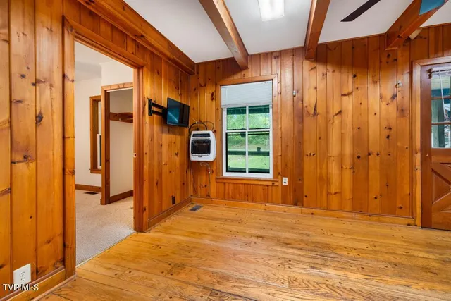 $894,000 | 306 Bear Branch Road, Roan Mountain, TN 37687