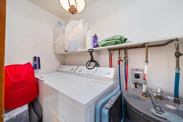 $894,000 | 306 Bear Branch Road, Roan Mountain, TN 37687