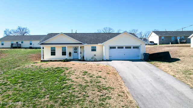 $299,000 | 2026 Jonathan Drive, White Pine, TN 37890