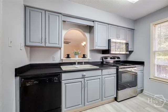 $1,695 | 10 Scuppers Court, Savannah, GA 31410