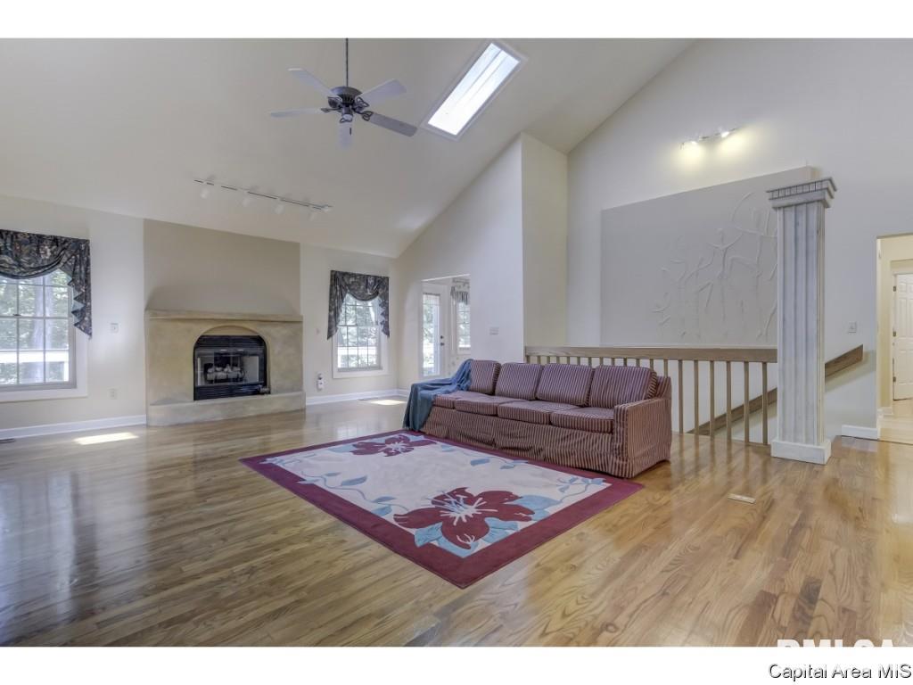 3228 Hazlett Road Springfield, IL 62707 - Photo 3 of 34