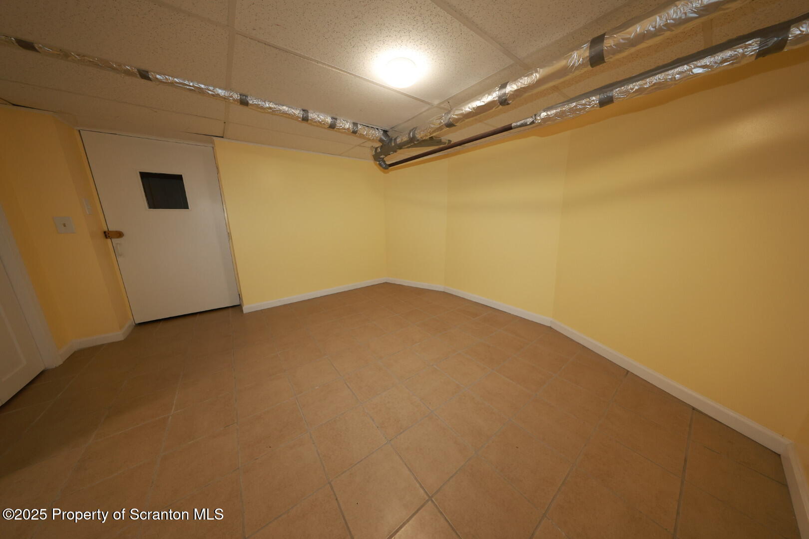 322 1st Street Olyphant, PA 18447 - Photo 11 of 13 a view of empty room