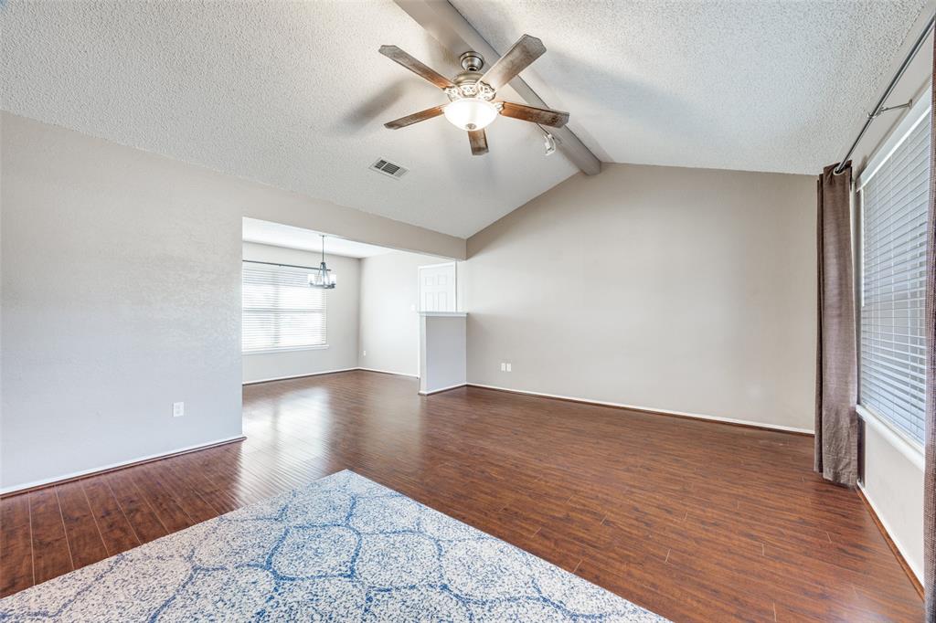 301 Pecan Street Tom Bean, TX 75491 - Photo 5 of 30