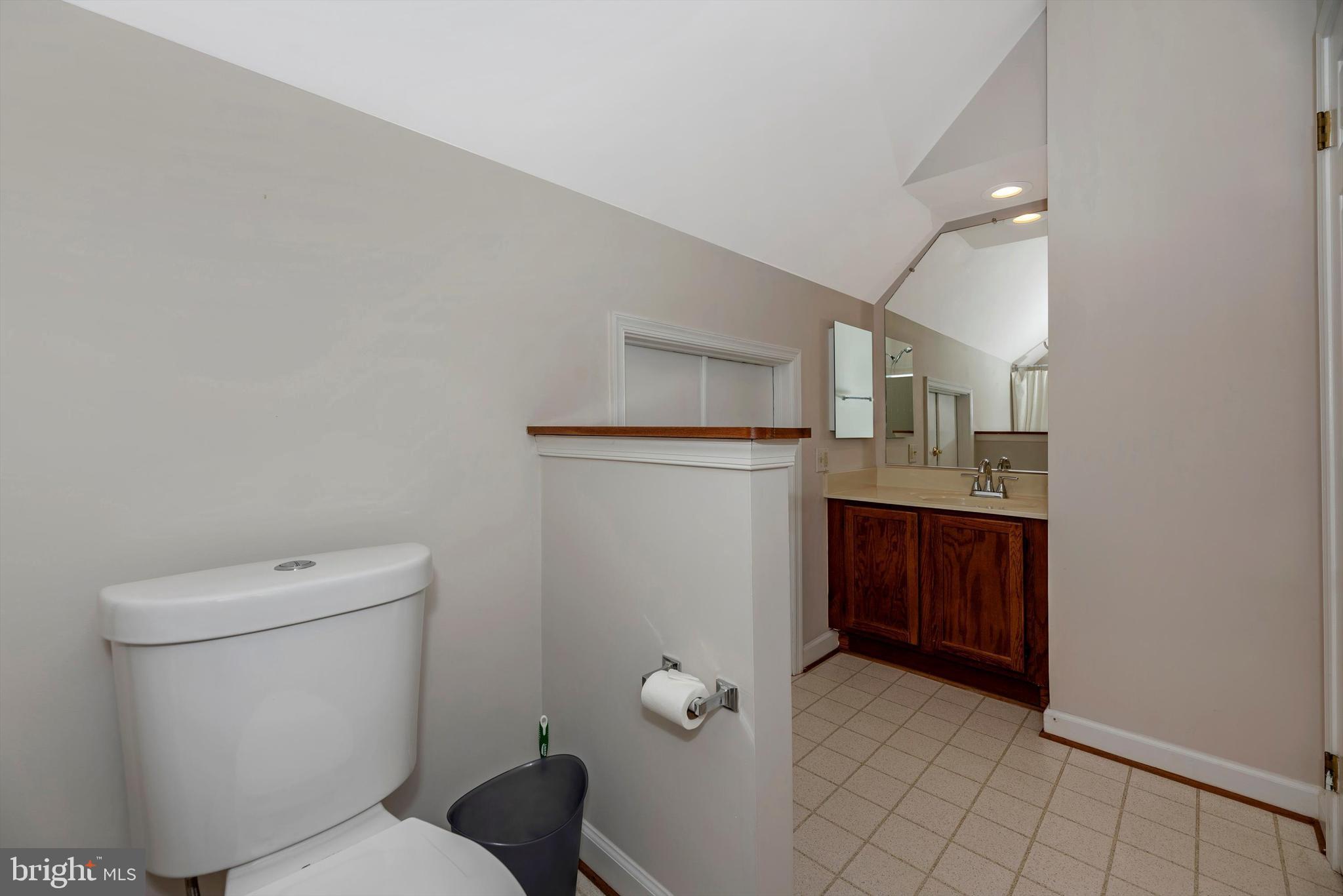 910 McLendon Drive Frederick, MD 21702 - Photo 44 of 64 upper level 3rd full bath