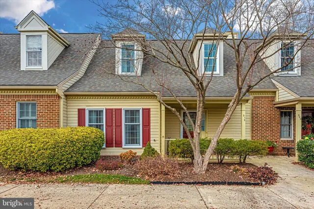 $2,600 | 910 McLendon Drive, Frederick, MD 21702