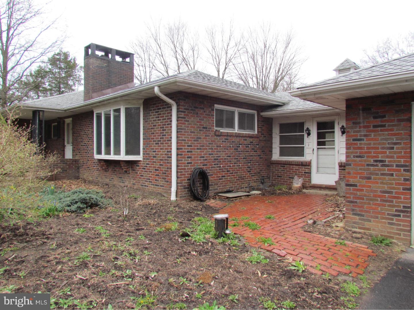 1015 Forrest Road Sellersville, PA 18960 - Photo 2 of 25 Gallery Image 2