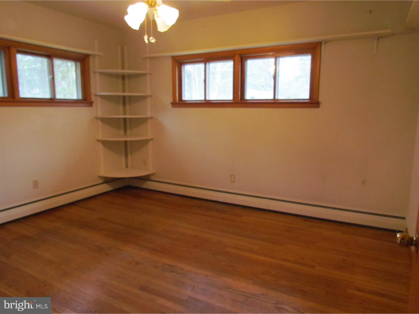 1015 Forrest Road Sellersville, PA 18960 - Photo 16 of 25 Gallery Image 16