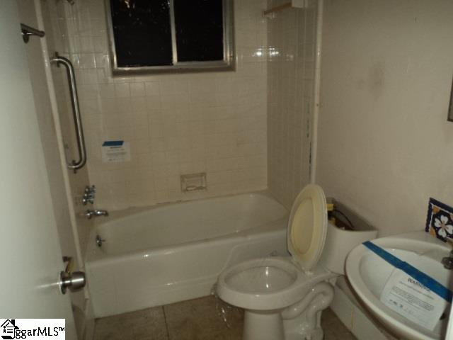 396 Adger Road Easley, SC 29642 - Photo 3 of 9