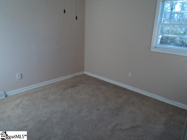 396 Adger Road Easley, SC 29642 - Photo 4 of 9