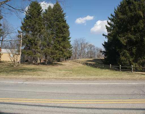 Land/Lot. 35 Ft frontage on Saunders Station Road