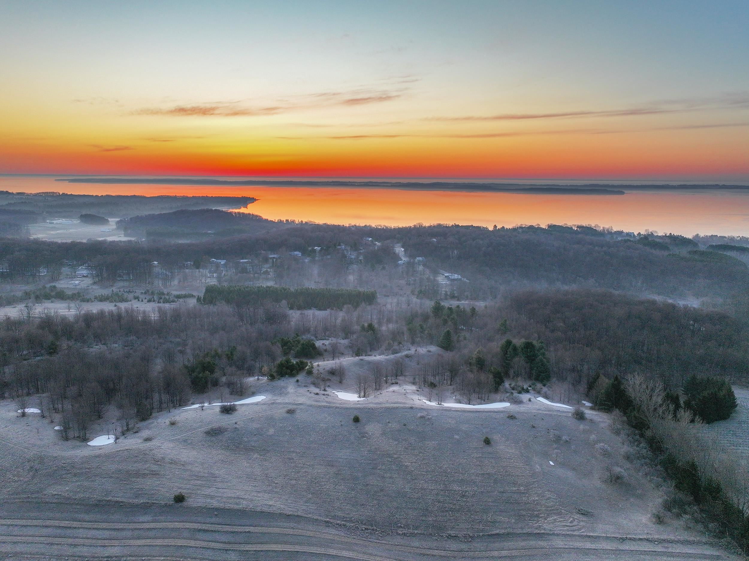 10292 East Fort Road, Unit 1 Suttons Bay, MI 49682 - Photo 15 of 95 Gallery Image 15