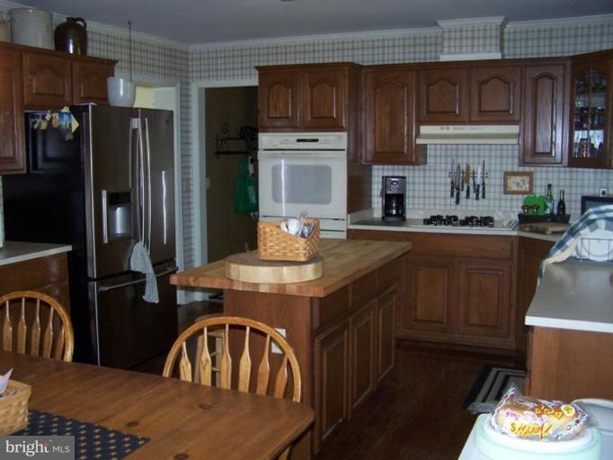 8338 New Bridge Estates Road Denton, MD 21629 - Photo 10 of 14 Kitchen