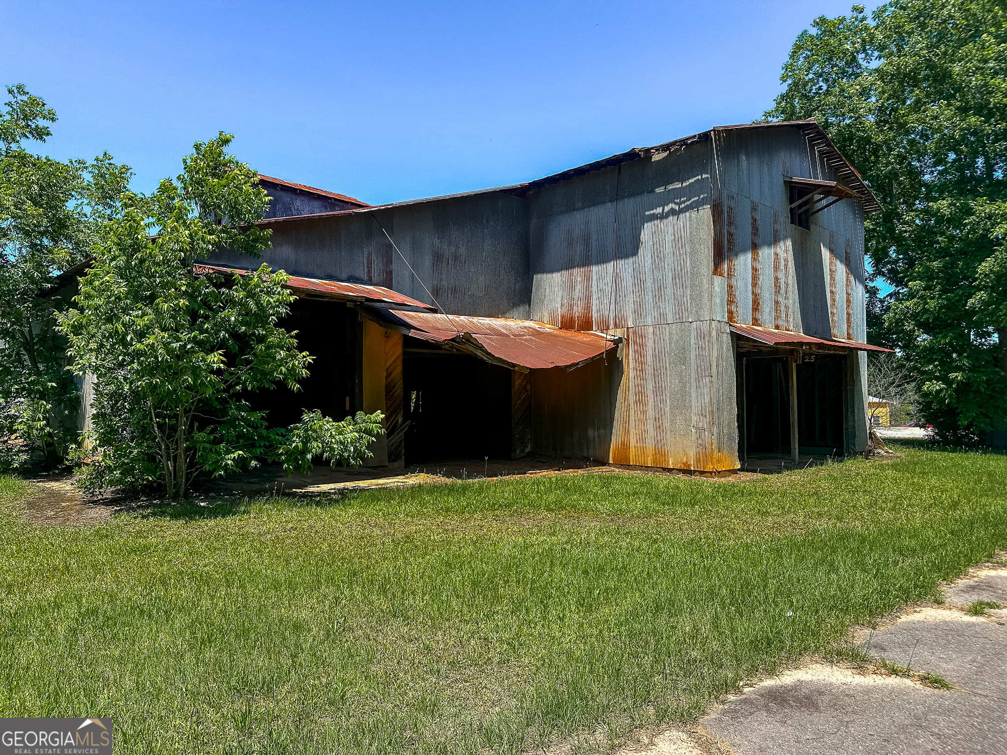 227 South Parrott Street Parrott, GA 39877 - Photo 3 of 9