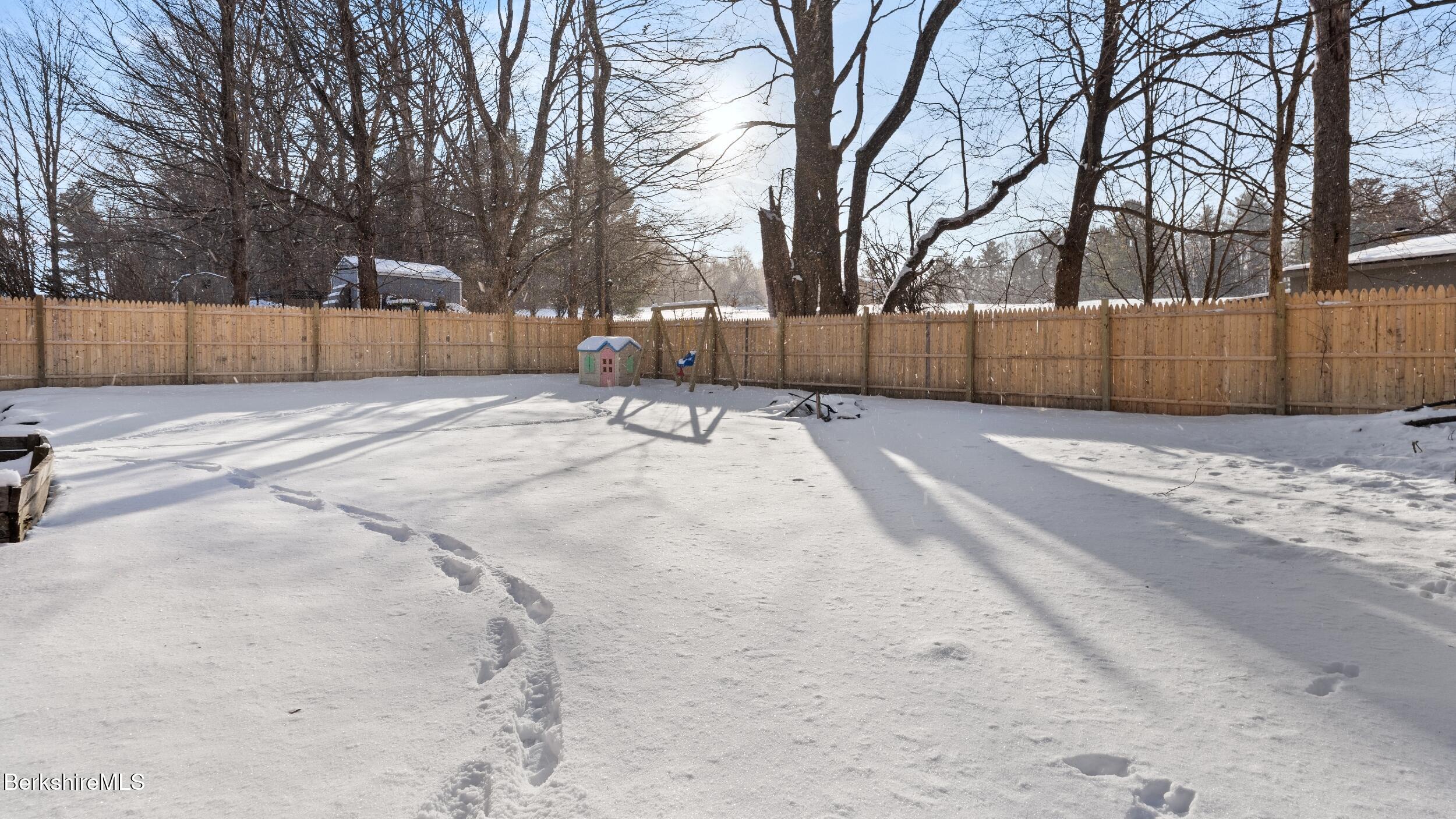 42 Bryant Street Pittsfield, MA 01201 - Photo 22 of 22 BACKYARD