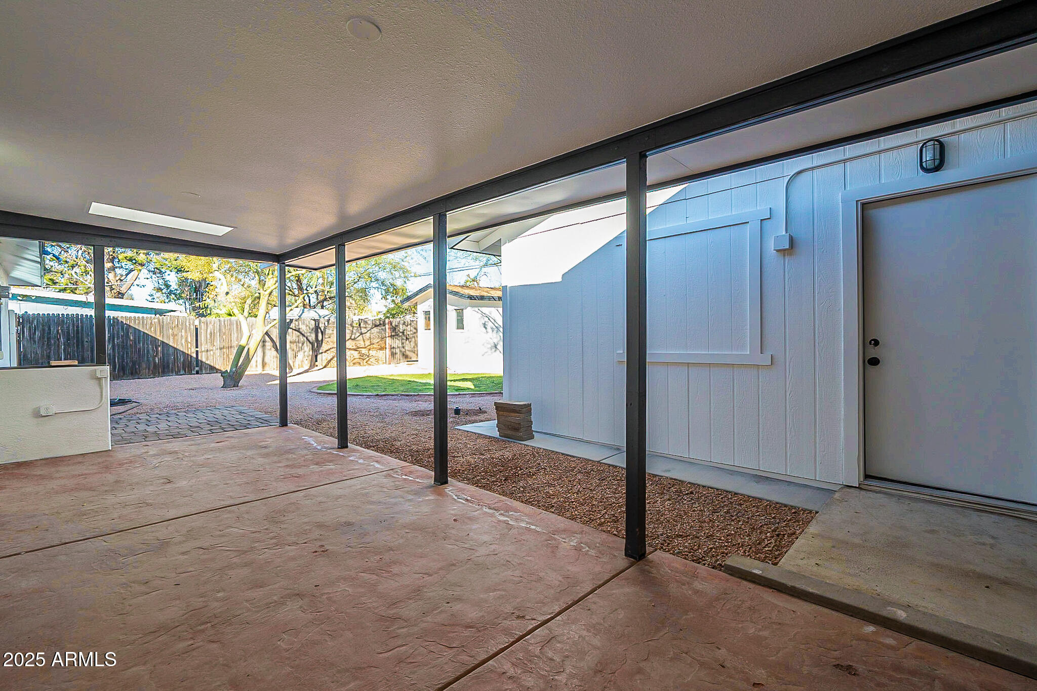 1316 East Lemon Street Tempe, AZ 85281 - Photo 37 of 43 a view of an empty room and window