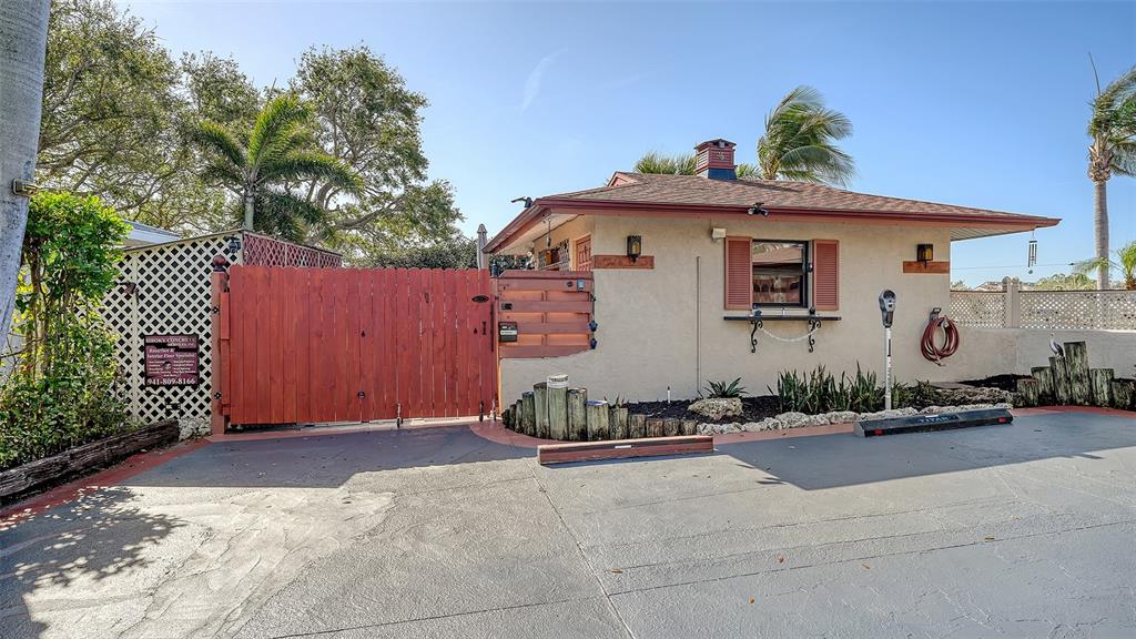 1444 Ridgewood Lane Sarasota, FL 34231 - Photo 29 of 53