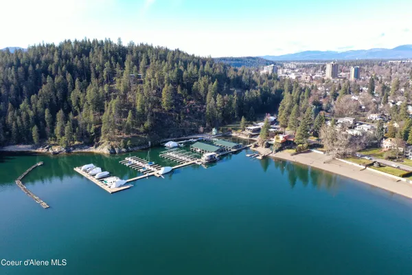$225,000 | 1100 East Lakeshore Drive, Unit B7, Coeur D'Alene, ID 83814