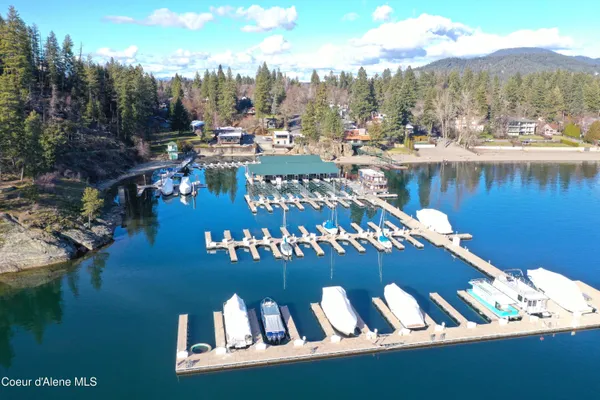$225,000 | 1100 East Lakeshore Drive, Unit B7, Coeur D'Alene, ID 83814