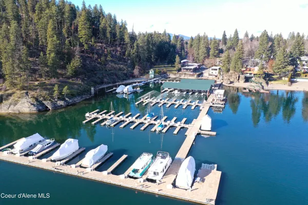 $225,000 | 1100 East Lakeshore Drive, Unit B7, Coeur D'Alene, ID 83814