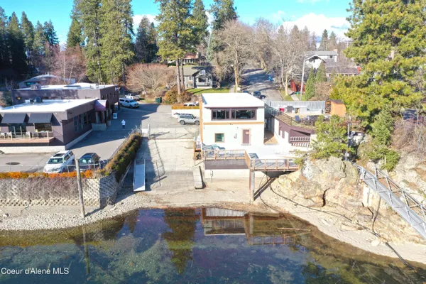 $225,000 | 1100 East Lakeshore Drive, Unit B7, Coeur D'Alene, ID 83814