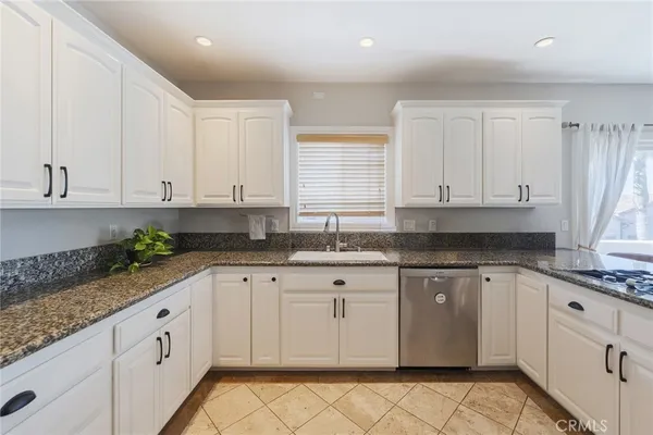 $1,798,000 | 611 North Lucia Avenue, Unit B, Redondo Beach, CA 90277