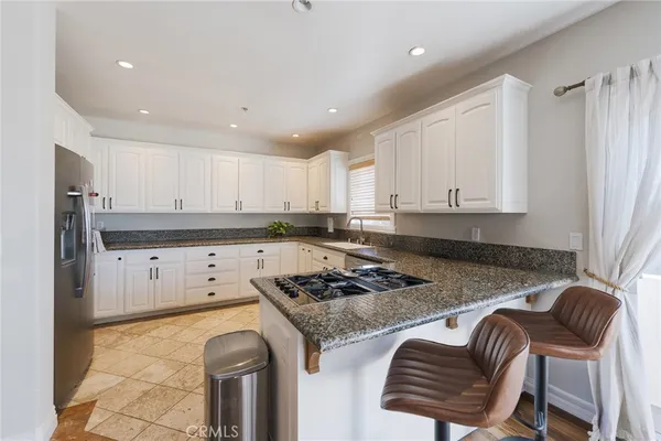 $1,798,000 | 611 North Lucia Avenue, Unit B, Redondo Beach, CA 90277