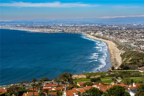 $1,798,000 | 611 North Lucia Avenue, Unit B, Redondo Beach, CA 90277