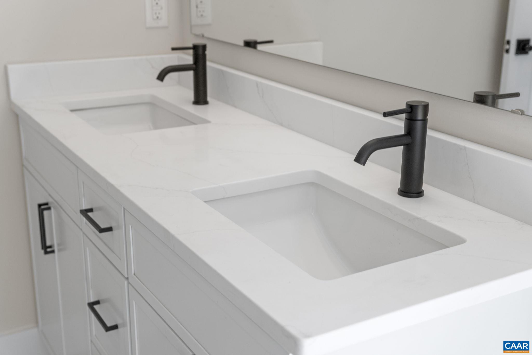 34 Turkeysag Trail Palmyra, VA 22963 - Photo 33 of 53 a close view of sink