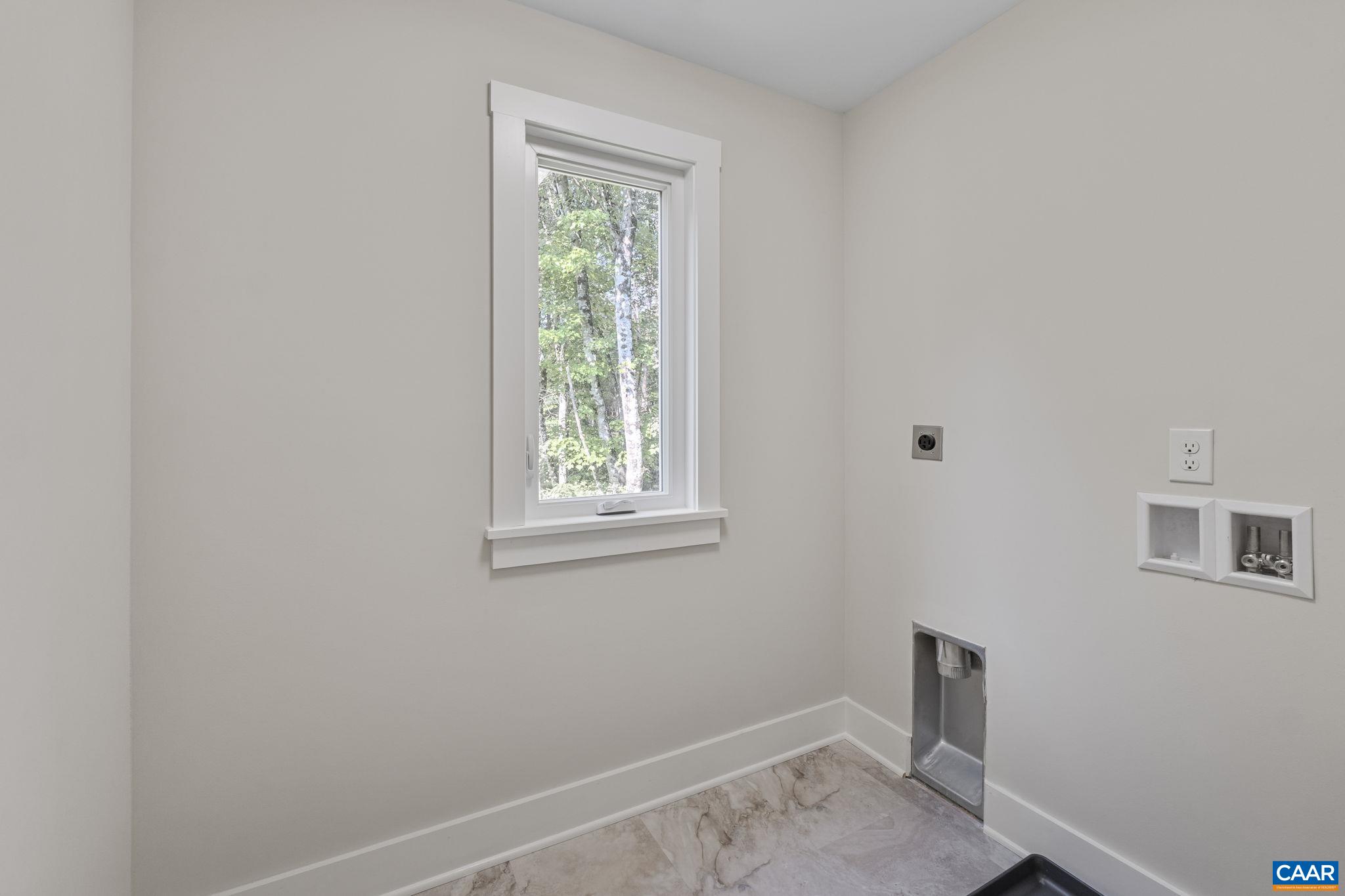 34 Turkeysag Trail Palmyra, VA 22963 - Photo 38 of 53 an empty room with a window