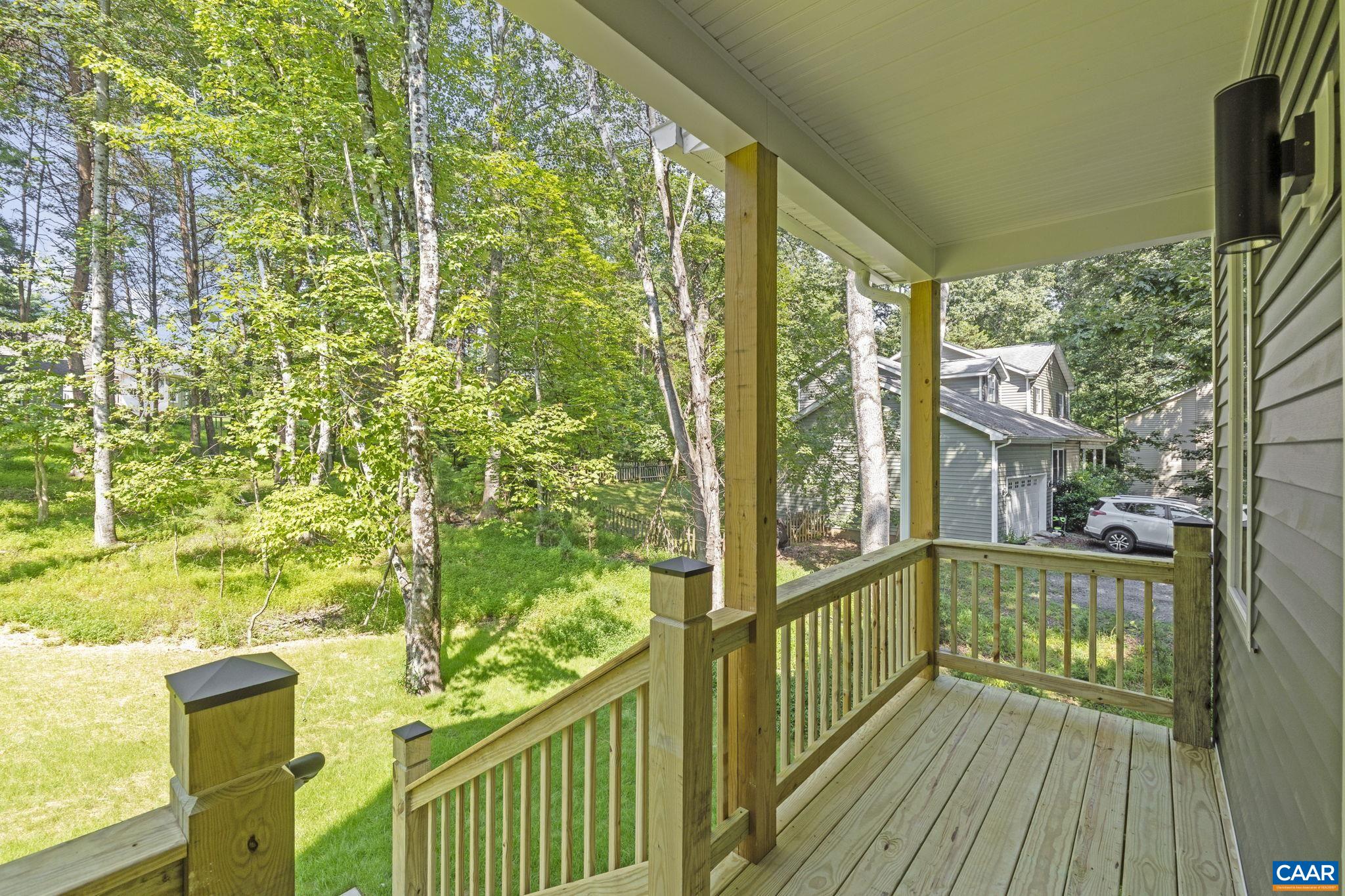 34 Turkeysag Trail Palmyra, VA 22963 - Photo 48 of 53 a view of balcony with wooden floor