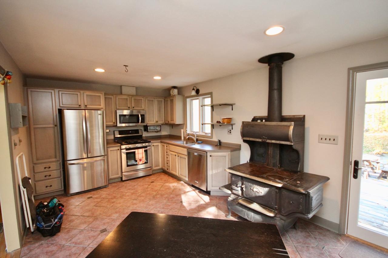 173 Rice Road Hartland, VT 05089 - Photo 4 of 19