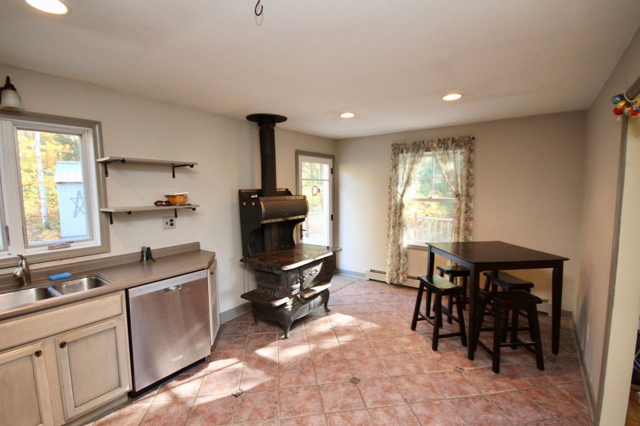 173 Rice Road Hartland, VT 05089 - Photo 5 of 19