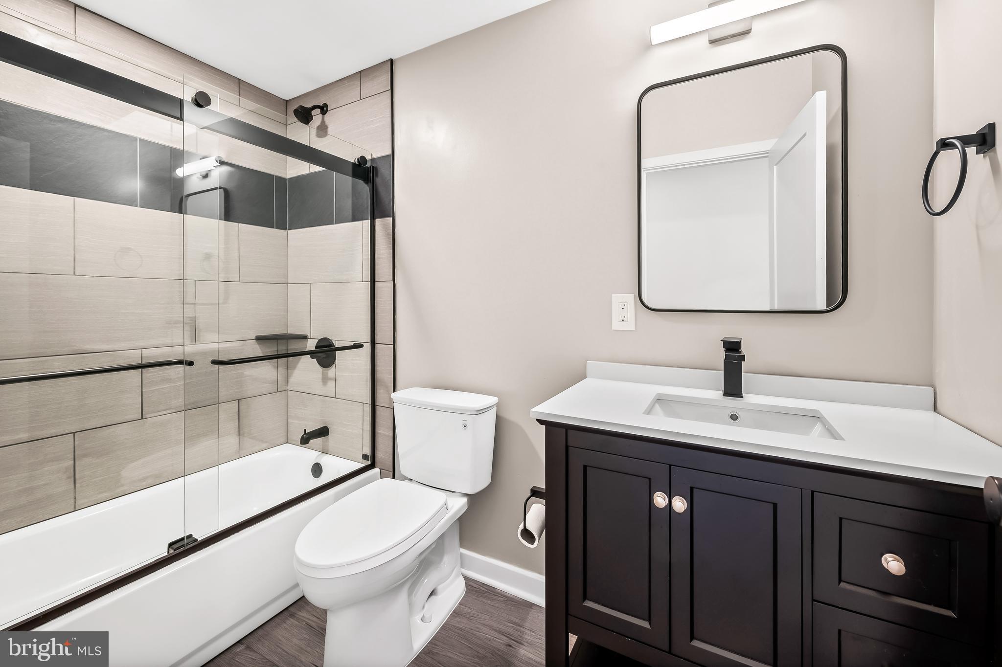 516 East 27th Street Baltimore, MD 21218 - Photo 13 of 34 full bath