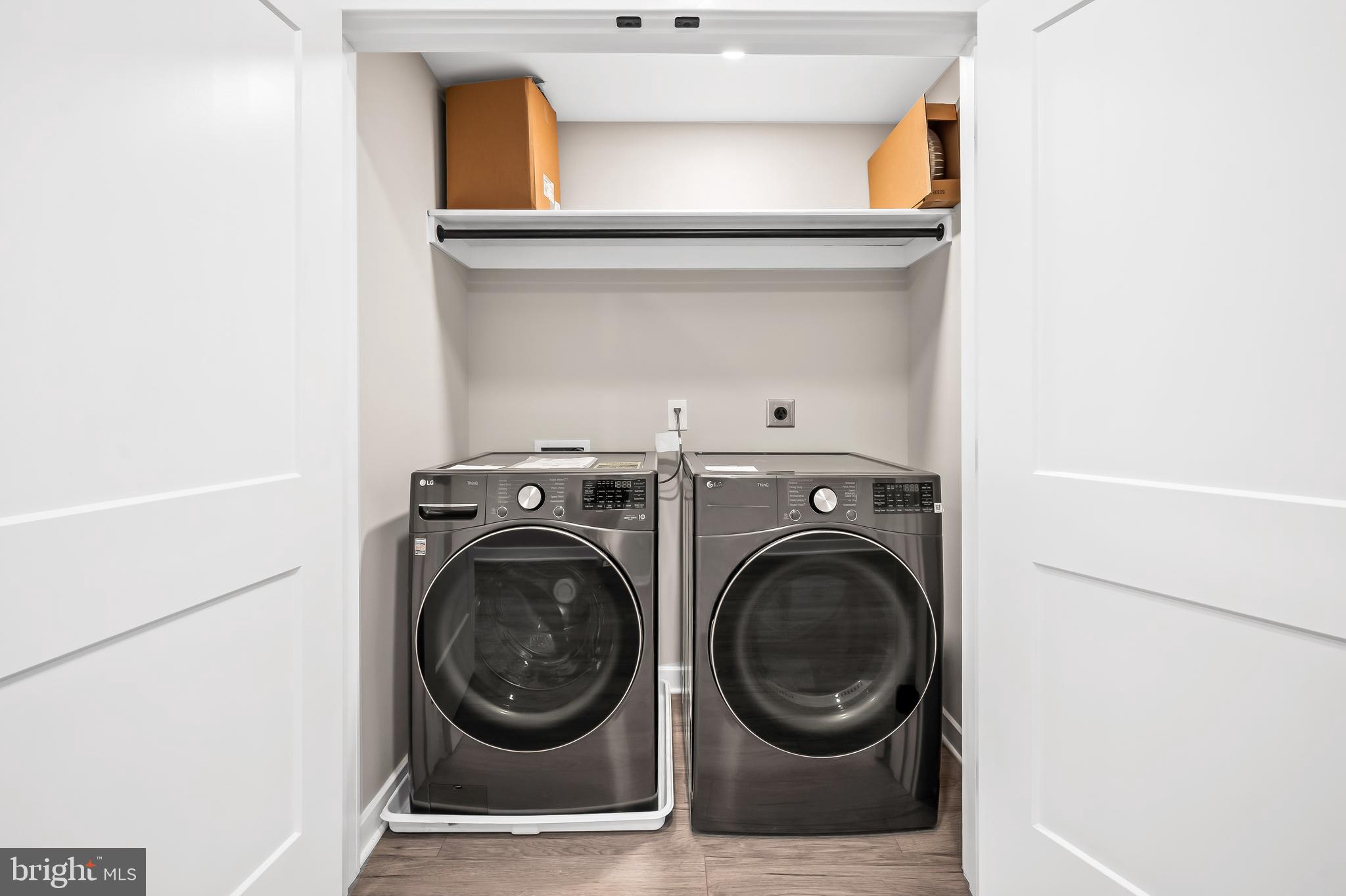516 East 27th Street Baltimore, MD 21218 - Photo 25 of 34 washer / dryer