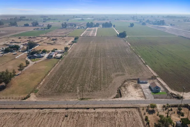 a view of a terrace view