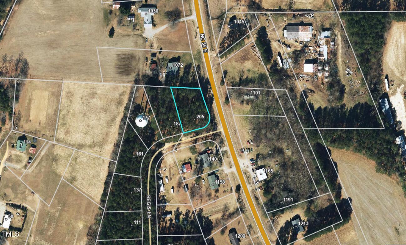 205 Regis Lane, Unit 11 Coats, NC 27521 - Photo 37 of 37 a bathroom with a bathtub