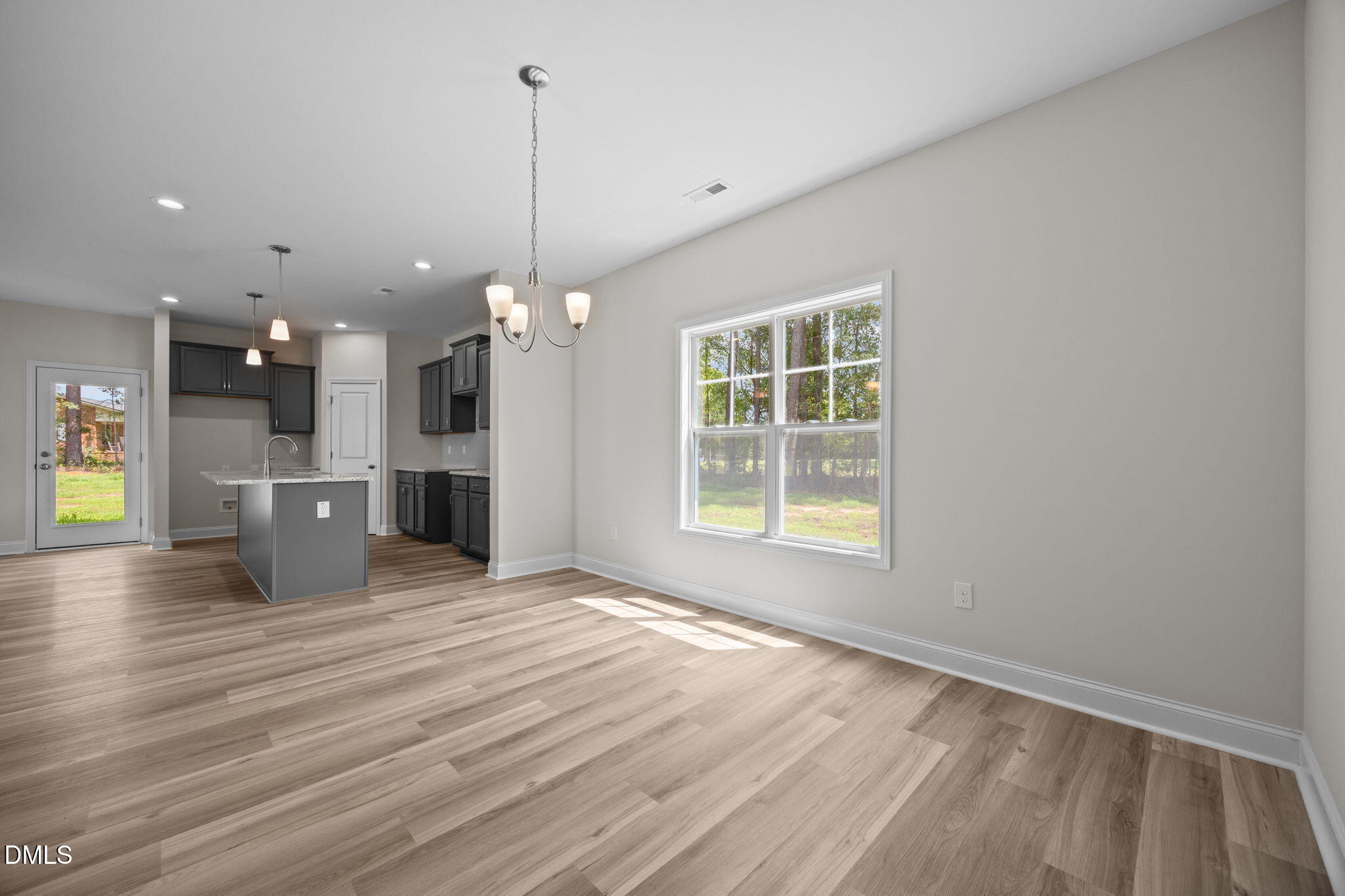 205 Regis Lane, Unit 11 Coats, NC 27521 - Photo 5 of 37 29-web-or-mls-IMG_1643